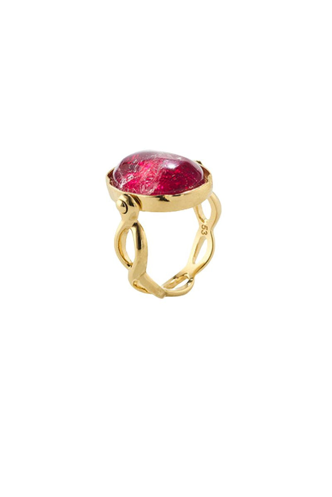 The Cabochons Oval Ring from Goossens Paris is a timeless masterpiece with hand-dyed rock crystal stones in stunning shades.