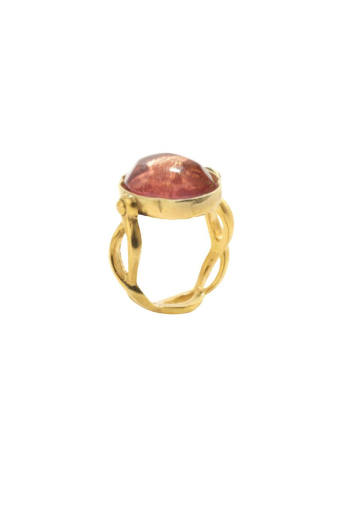 The Cabochons Oval Ring from Goossens Paris is a timeless masterpiece with hand-dyed rock crystal stones in stunning shades.