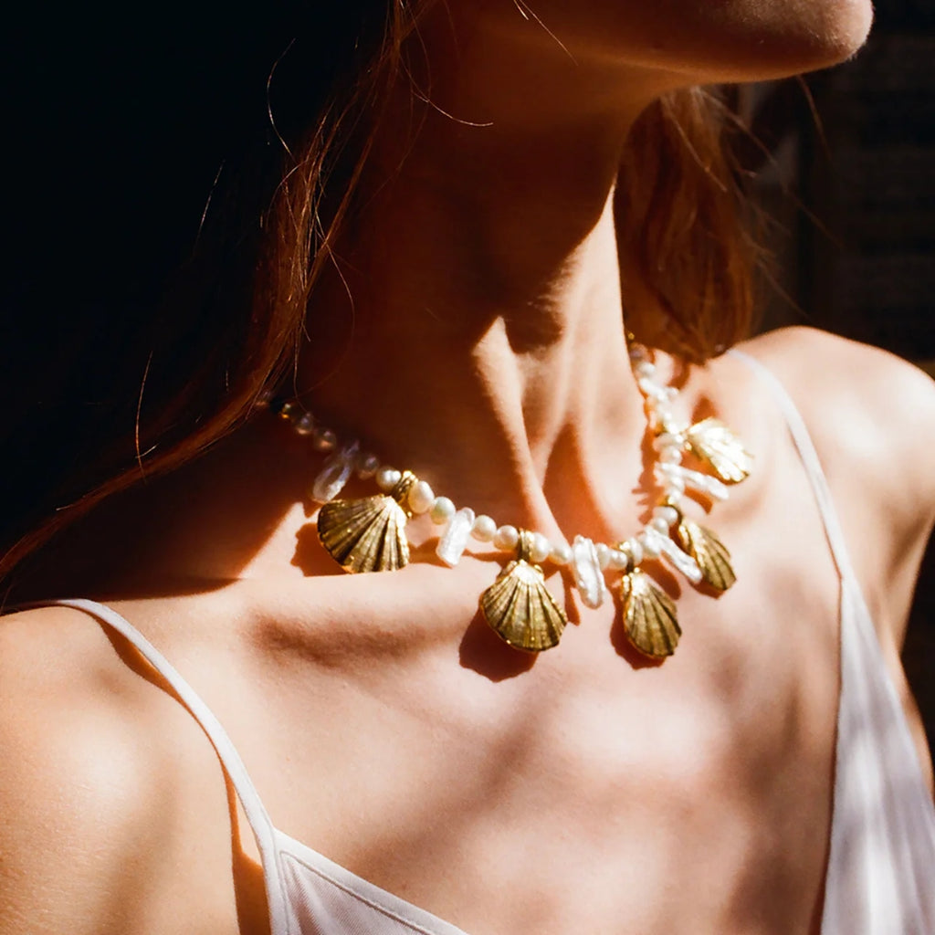Goossens Circe White Pearl Shell Necklace