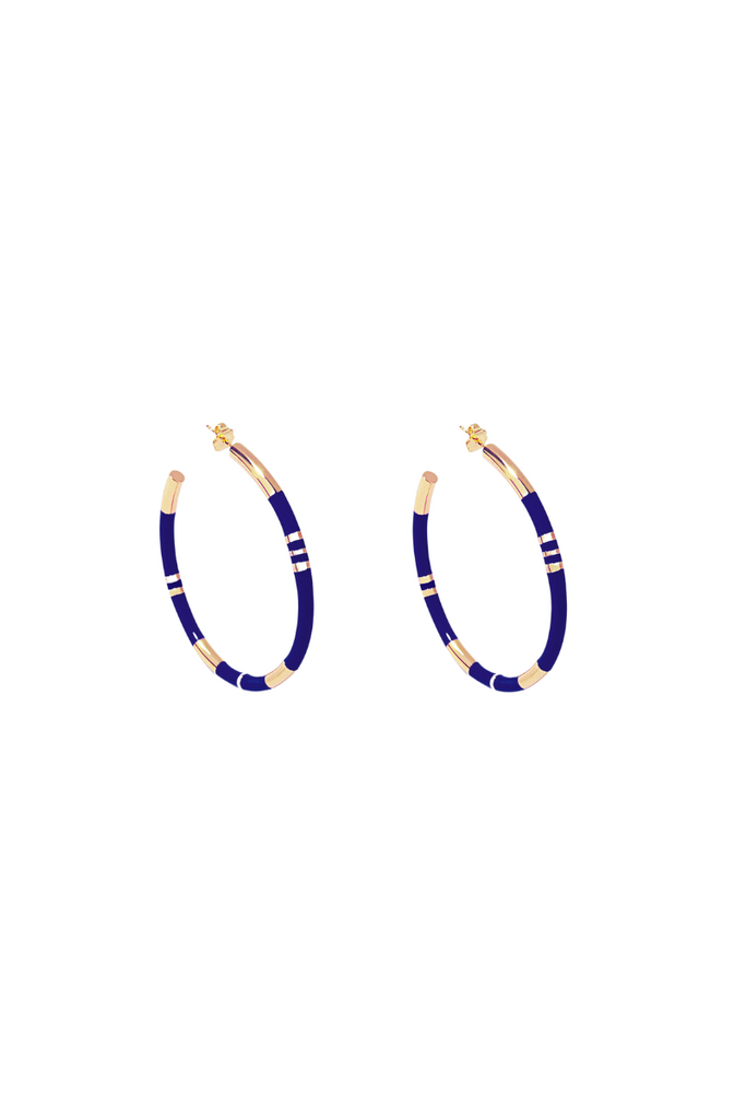 The Aurelie Bidermann Blue Positano Earrings features delicate blue resin with gold color, creating a timeless and elegant look. 