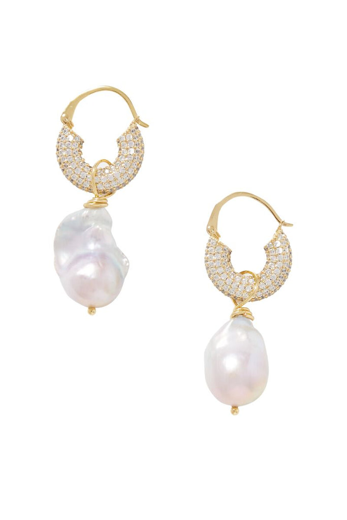 Add a touch of sophistication to your style with Pearl Octopuss.y's 'Riviera' earrings, featuring chunky gold-plated hoops wrapped in cubic zirconia and detachable freshwater pearl drops.