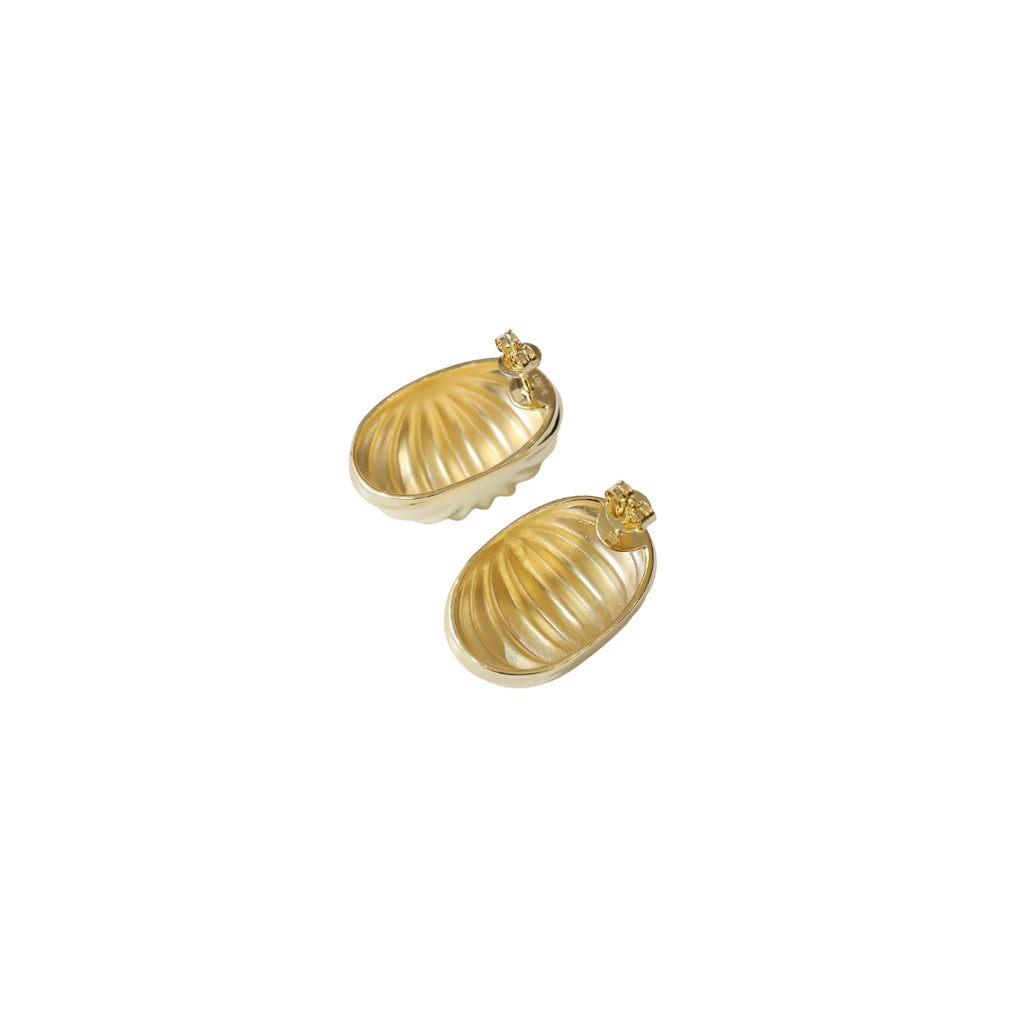 Shell Dome_Earrings_Gold_Louve