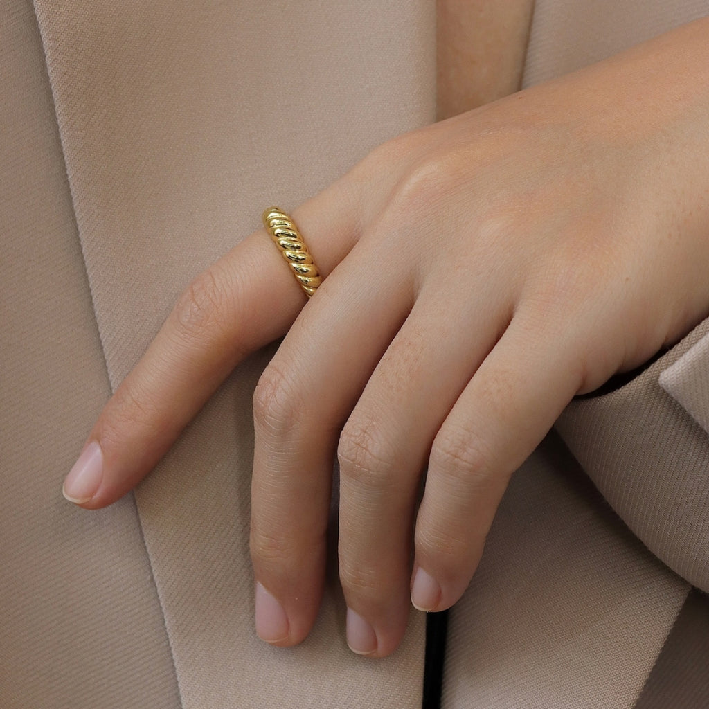 Spiral Dome_Ring_Gold_Louve