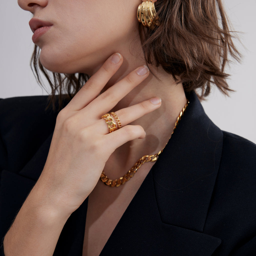 Thick Cuban Ring Gold Louve Maison muguet luxury fashion jewelry