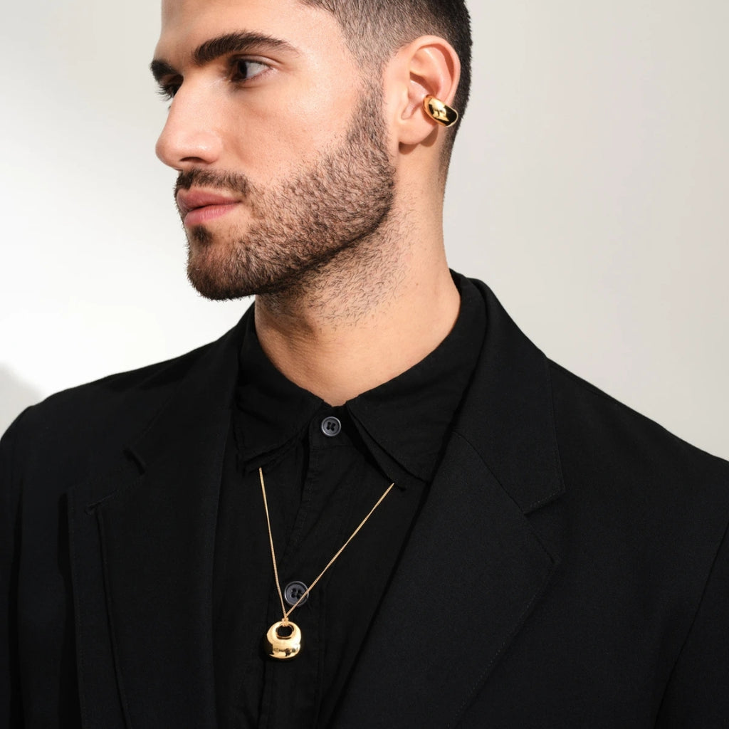 Tom Wood Bao Pendant Necklace Gold