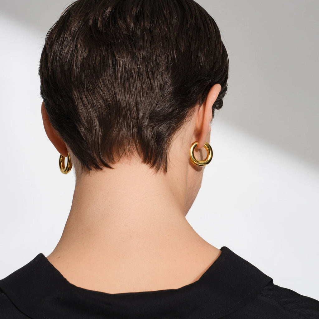 Tom Wood Chunky Hoops Medium Earrings Gold 