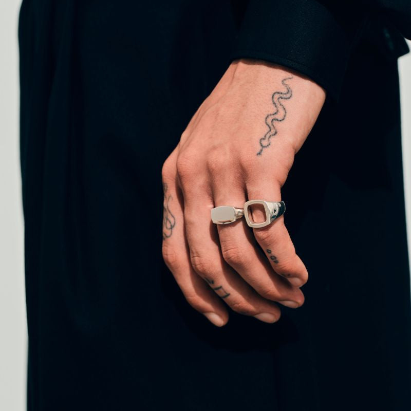 Tom Wood Cushion Open Ring